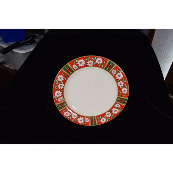 12" Chop Plate Round Platter Charlton Hall Christmas Dinnerware Kobe Poinsettia - Picture 2 of 8